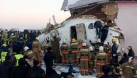 Drama u Kazahstanu: Putnički avion pao odmah po poletanju, broje se mrtvi