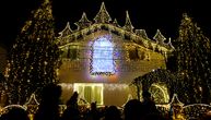 Zasijala "kuća Deda Mraza" na Voždovcu: Za glavni ukras inspiracija je bio Dizni