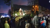 Protest po mećavi, 15.000 duša u Bijelom Polju: Obe crkve najavile paljenje badnjaka u Cetinju