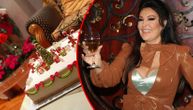 Dragana Mirković čestitala Badnje veče uz raskošnu božićnu dekoraciju i tortu