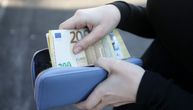 Vesna je izgubila novčanik sa važnim dokumentima: Pronalazaču sledi nagrada od 500 evra