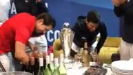 Nole i Viktor uz šampanjac poveli "Marš na Drinu": ATP objavio jak snimak iz svlačionice Srbije!