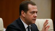 Medvedev: Nema garancija da neće biti novog talasa korona virusa
