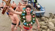 Dušan je pobednik plivanja za Časni krst u Grockoj: Sa 18 godina nadmašio je ozbiljnu konkurenciju