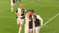 Ronaldo poljubio Dibalu u usta tokom proslave gola