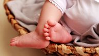 Novorođenče sa opekotinama primljen u bolnicu u Italiji: Roditelji ga kupali u varikini?