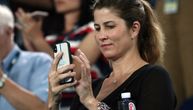 Mirkina leva ruka "teška" milion evra: Sat, drago kamenje i dragulji zasijali u Federerovom boksu