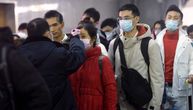 Da li je moguće da u Kini ljudi padaju kao pokošeni od koronavirusa? Evo šta kažu brojne teorije