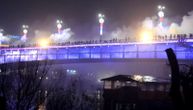 Goreo Brankov most: 100 baklji osvetlilo novi patriotski grafit za podršku svetinjama u Crnoj Gori