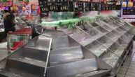 Panika u Šangaju: Koronavirus opustošio prodavnice, Kinezi pripremili zalihe hrane zbog karantina