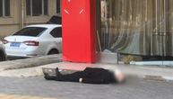 Užas u Vuhanu: Čovek dva sata ležao mrtav na ulici, 15 ekipa Hitne pomoći prošlo pored njega
