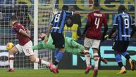 Spektakularan derbi Milana: Inter od 0:2 do 4:2 za poluvreme, Zlatan od heroja do tragičara!