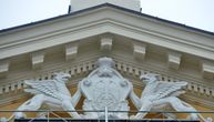 Posle 75 godina: Grb Kraljevine Srbije vraćen na zgradu železničke stanice