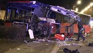 Teška saobraćajna nesreća u Zemunu: Poginuo vozač gradskog autobusa, više osoba povređeno