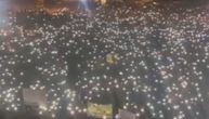 Veličanstven prizor sa litija u Podgorici: Građani uključili svetlo i pokazali koliko ih zaista ima
