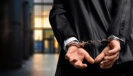 Uhapšen ugostitelj u Novom Sadu: Služio goste uprkos zabrani