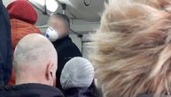 Ljudi počeli da nose maske u prevozu u Beogradu zbog korona virusa: I ne, to nije sramota