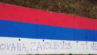 "Jovana, zavolećeš i ti mene": Trobojka u Ivanjici posvećena Srbima u Crnoj Gori išarana grafitima