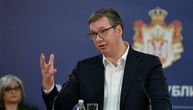 Vučić posle sastanka kriznog štaba: Imamo namirnica za godinu dana, molim starije da ne izlaze