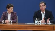 Osude napada ispred Skupštine: Oglasili se predsednik i premijerka Srbije