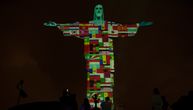 Brazil na predivan način pružio podršku svetu: Statua Isusa osvetljena brojnim zastavama