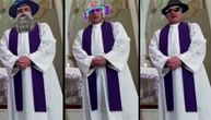 Sveštenik držao misu na Fejsbuku, ali nije primetio da je kliknuo na pogrešno dugme