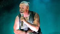 Statua Tila Lindemana, pevača grupe Rammstein, navodno ukradena za manje od 24 sata nakon što je postavljena