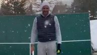 Federeru nedostaje tenis: Švajcarac trenirao po snegu u svom dvorištu