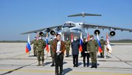 U Srbiju stigao prvi avion sa medicinskom pomoći iz Rusije: Dočekala ga Brnabić