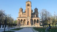 Muškarac uboden nožem u centru Beograda: Nasrnuli na njega kod crkve Svetog Marka
