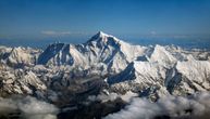 5G na "krovu sveta": Kinezi postavili baznu stanicu na Mont Everest