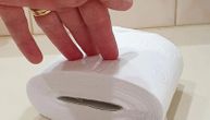 Genijalan trik oduševio svet u vreme pandemije: Ova mama zna kako da toalet papir traje mnogo duže