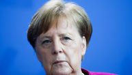 Izašla pred novinare, bez daha izgovorila dve rečenice i nestala: Merkelova šokirala nastupom