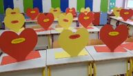 Divan gest: Direktorka škole u Sarajevu se na poseban način zahvalila svim nastavnicima i učenicima