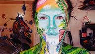 Umetnost u doba korone: Nataša iz Topole na svom telu pravi remek-dela u izolaciji