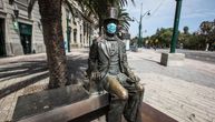 I Beograd se priključio svetskoj inicijativi: Statue Andersena, Betovena i Maldena pod maskama