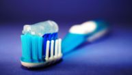 Ceo život pogrešno peremo zube? Stomatolozi tvrde da su ovo 4 glavna pravila za negu