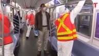 Ovako izgleda dezinfekcija njujorškog metroa, radnicima se pridružio i guverner Kuomo