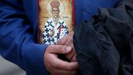Popu krivična prijava zbog služenja u hramu u Podgorici: Policija u crkvi zatekla 40 vernika