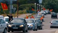 Crnogorske zastave se vijore, slavi se nezavisnost: U jednom gradu osvanula i srpska trobojka