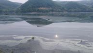 "Ulje i masnoća" plivaju jezerom Ćelije? 200.000 ljudi koristi vodu, nadležni odgovaraju na optužbe
