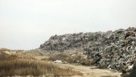 Panika u Republici Srpskoj: 200 tona nepoznatog otpada istovareno u Grahovu, građani uznemireni