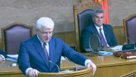 Cirkus u CG parlamentu: Treba isterati crnogorske tajkune iz Beograda, njihovoj deci ukinuti provod