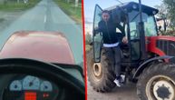 Tošić provozao traktor rodnim selom: Gas "do daske" i Miroslav Ilić "na maksimumu"