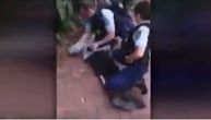 Hapšenje mladića uzburkalo Australiju: Policajac pod istragom, pojavio se snimak incidenta