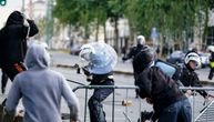 Demonstranti farbaju i pale statue kralja Leopolda II: Neredi u Belgiji posle smrti Džordža Flojda