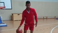 Đoković izazvao Lebrona u basketu 1 na 1: Izveo krosover, pa "pocepao" mrežicu!