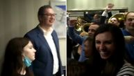 Trubači sviraju "Hriste Bože" za Vučića i njegovu ćerku Milicu posle SNS pobede na izborima