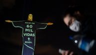 Neobičan prizor: Na čuvenoj statui Isusa u Riju ispisana poruka o korona virusu