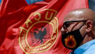 Na izborima u Tuzima Albanci osvojili apsolutnu većinu: Slavili uz zastavu "OVK", uzvikivali i "UČK"